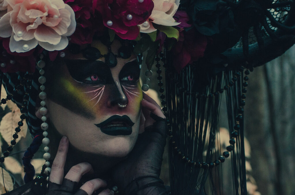 Raven Von Roe | Photography by Danny Rendo - Devillin Labs